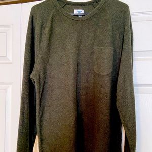 Old navy men’s sweater size xl